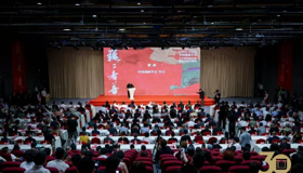 《油画艺术》共庆中国油画学会成立三十周年