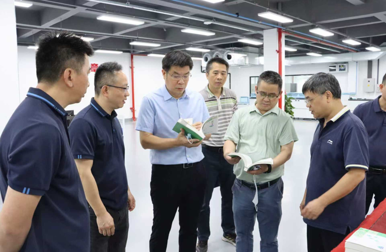 朱建军调研广西民族印刷包装集团有限公司：抓精益财务 稳发展根基